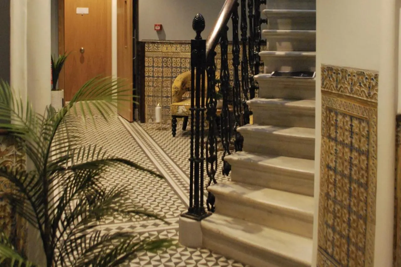 Luxurious Penthouse Studio With Private Terrace - Grand Central House Gibraltar