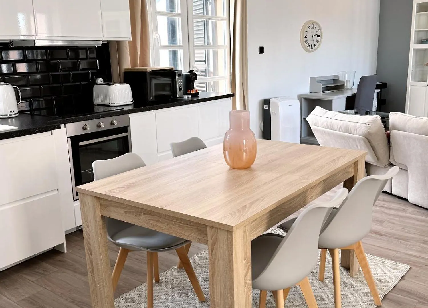 Luxurious Penthouse Studio With Private Terrace - Grand Central House Gibraltar